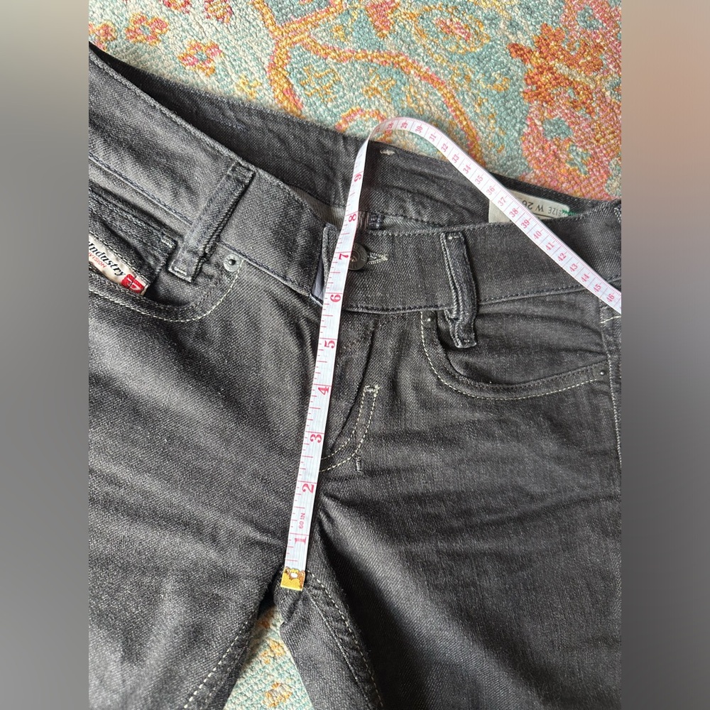 🏔️ Diesel Black Flare Jeans for Women - Picture 4 of 6
